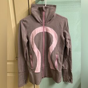 Women’s Lululemon funnel-neck jacket in a striped lilac.